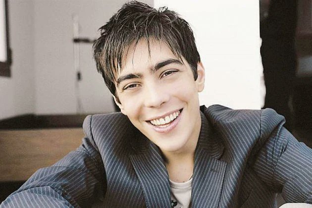 NewsTVReal's tweet photo. Il y a dix-huit ans, le 30 avril 2007, Grégory Lemarchal nous quittait, emporté par la mucoviscidose.🕊️ https://t.co/sMQ4xVC1hx
