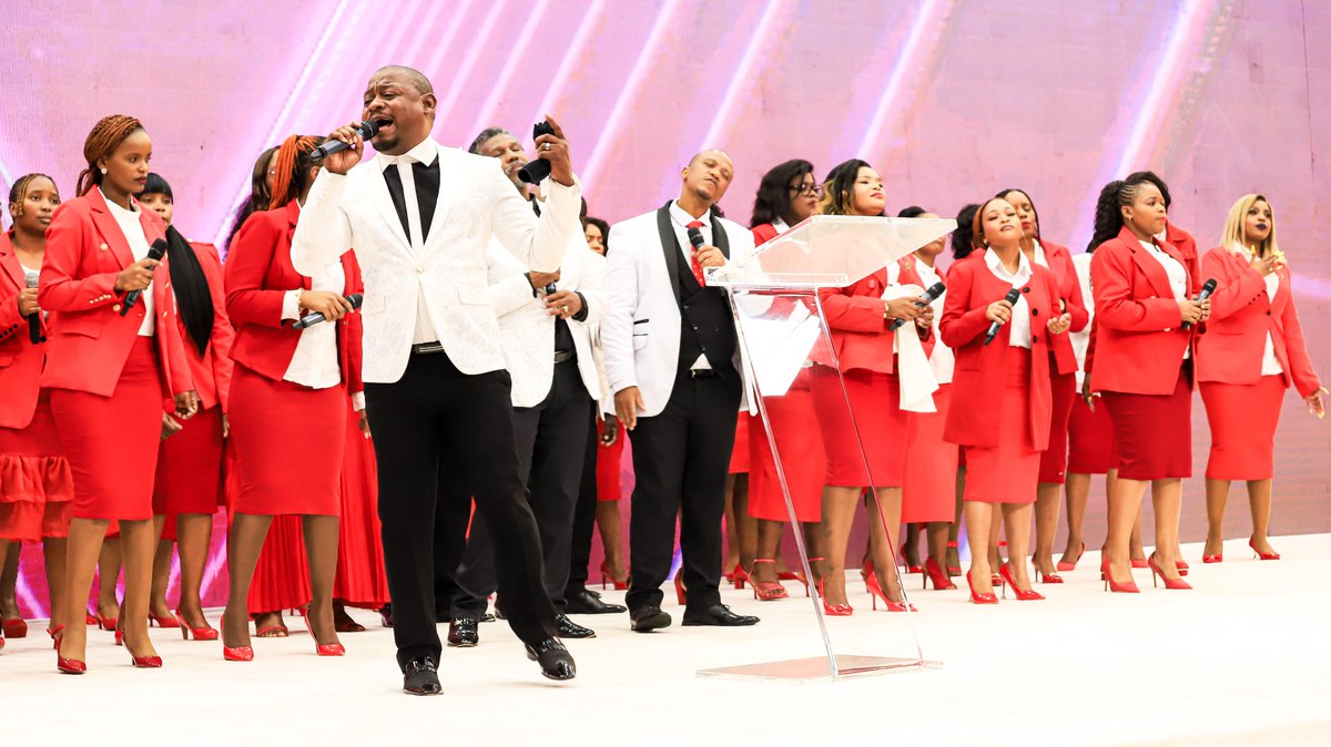 AlphLukau's tweet image. True worship flows from a thankful heart. Count your blessings and let your spirit praise the Lord! #Gratitude #blessedandthankful