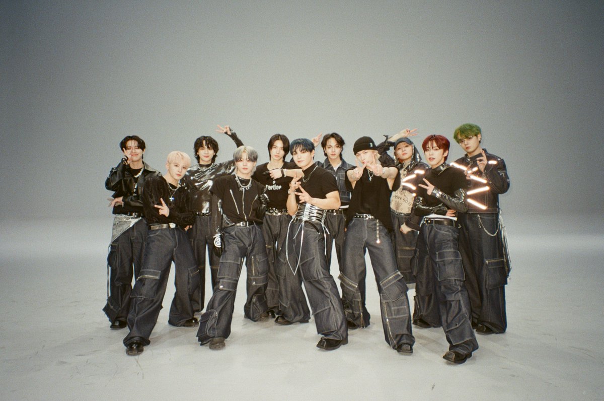 M2MPD's tweet photo. 필름카메라로 기록한 4월의 추억📸 5월에도 쭈욱 엠투와 함께해요❣ #4월의엠투 #M2film #SC_ORIGINAL #JO1 @official_jo1 https://t.co/8lA6MpzsrI