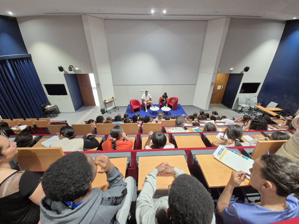 CMI Éducation aux médias et à l'information (@florensollivier) on Twitter photo <a href="/LesAssises/">Assises du Journalisme</a> J2 pour le public scolaire <a href="/AcAixMarseille/">Acad. Aix-Marseille</a> <a href="/CaroleBolussetG/">Carole Bolusset Gérenton</a>
rencontres et ateliers avec <a href="/MDJournalistes/">MDJ - Maison des journalistes</a> @weblaligue
<a href="/BFMTV/">BFMTV</a> <a href="/lachance_media/">LA CHANCE</a> <a href="/fakeofforg/">FAKE OFF</a> <a href="/LumieresInfo/">Lumières sur l’info</a> <a href="/LesAssises/">Assises du Journalisme</a> J2 pour le public scolaire <a href="/AcAixMarseille/">Acad. Aix-Marseille</a> <a href="/CaroleBolussetG/">Carole Bolusset Gérenton</a>
rencontres et ateliers avec <a href="/MDJournalistes/">MDJ - Maison des journalistes</a> @weblaligue
<a href="/BFMTV/">BFMTV</a> <a href="/lachance_media/">LA CHANCE</a> <a href="/fakeofforg/">FAKE OFF</a> <a href="/LumieresInfo/">Lumières sur l’info</a>