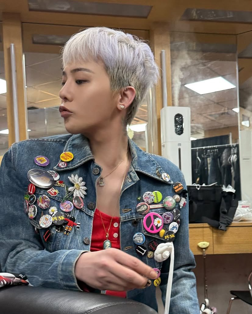 g_dragon____'s tweet photo. ( ˘ ³˘) https://t.co/NhpgRXOZ2D