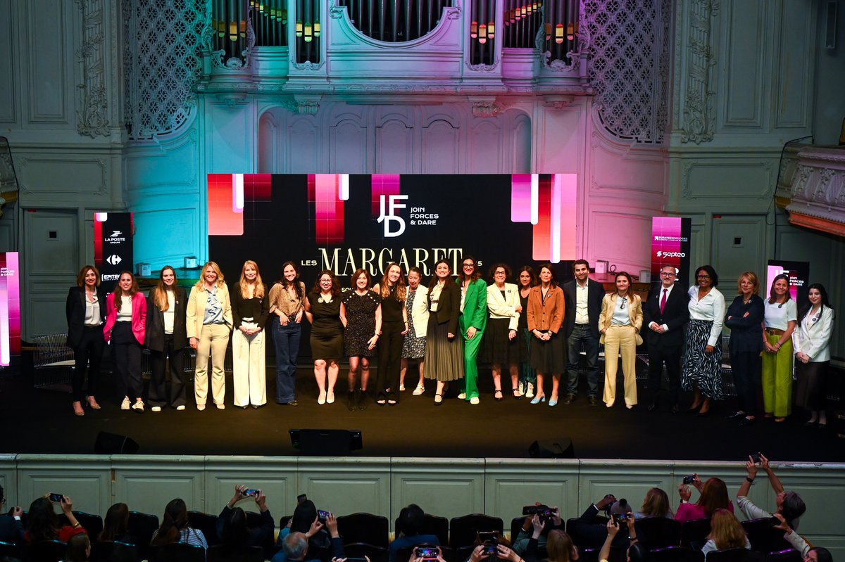 👏 Bravo aux lauréates 2025 du Prix #lesMargaret promotion #womenrAIsing
- Iris Maréchal, Theremia
- Imane Fard, Speak Easy, IBM
- Aya Aidouni pour le projet Stars Factory

📸 Retour en images : flickr.com/photos/1481681… Crédit @francois 

En savoir plus : joinjfd.com/jfd-devoile-le…