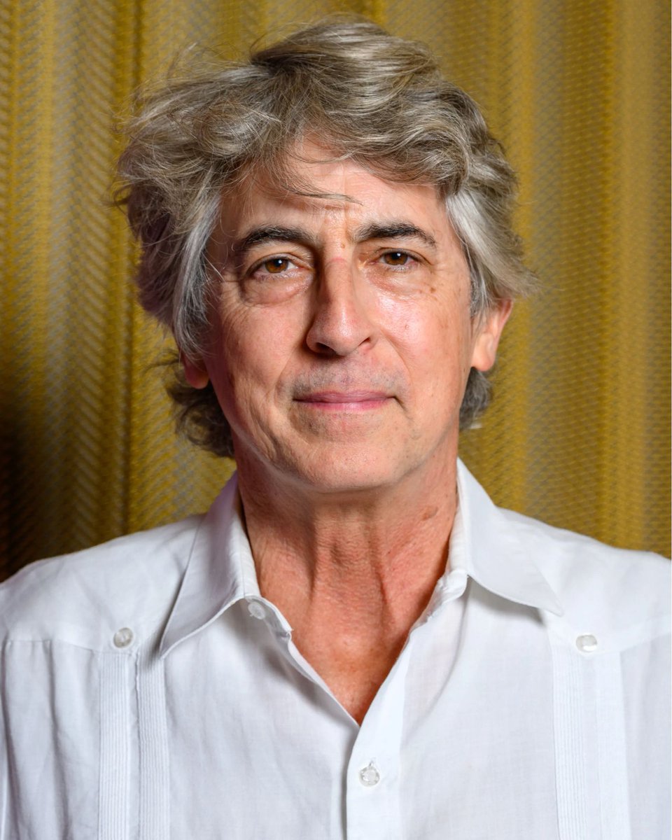 Alexander Payne director of the Oscar-winning film ‘The Holdovers’ has been announced as the Jury president for this year’s Venice Film Festival. 🎬
