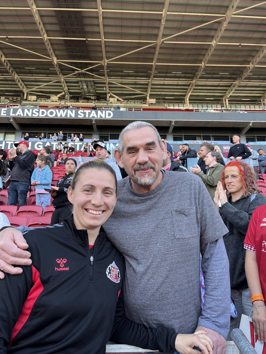 Winning Sundays back in the West Country 🙌🏼 <a href="/SAFCWomen/">Sunderland AFC Women</a> #HTL