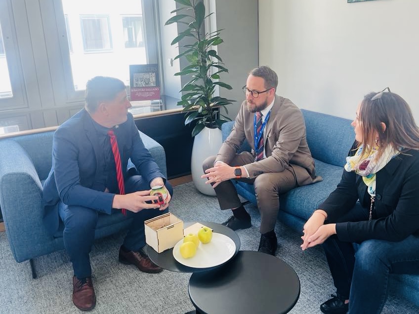 Miroslav Hajnoš (@miroslavhajnos) on Twitter photo ☀️🇪🇺 Sunny and eventful days in Brussels, with the <a href="/EU_EESC/">European Economic and Social Committee</a> Plenary Session in full swing and many productive meetings along the way.
🗳️During the meeting of the <a href="/WorkersEESC/">Workers' Group EESC</a>, I had the honour of serving as a member of the Election Panel responsible for overseeing the ☀️🇪🇺 Sunny and eventful days in Brussels, with the <a href="/EU_EESC/">European Economic and Social Committee</a> Plenary Session in full swing and many productive meetings along the way.
🗳️During the meeting of the <a href="/WorkersEESC/">Workers' Group EESC</a>, I had the honour of serving as a member of the Election Panel responsible for overseeing the