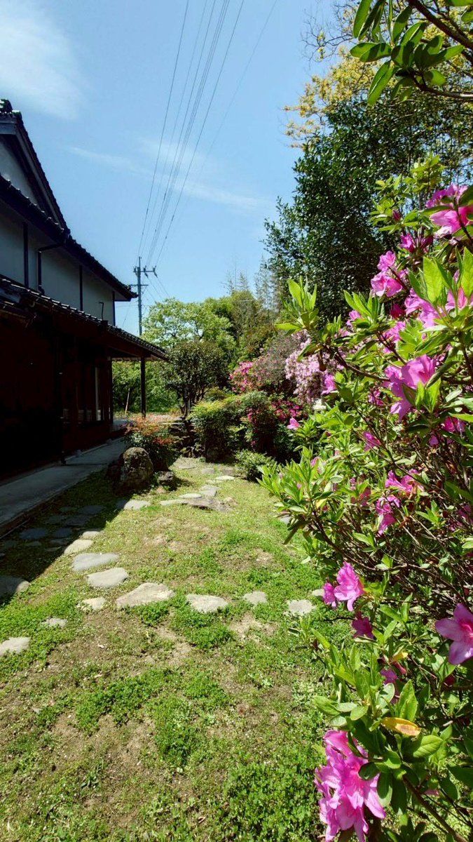 #古民家BASE
 #宿泊
 #旅行
 #安心院町

古民家BASE・龍王「別邸龍王乃家」での宿泊予約受付中です！

静かな田舎町なのでゆっくりできますよ👍

下記のリンクから予約受付中です。
色んな宿泊プランもございます😊
jalan.net/yad308788/