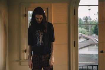BritishOffender's tweet photo. Families of Jo Cox and David Amess condemn teamSESH for offering ‘half an apology’ over alleged call to kill MPs https://t.co/eZZ7PAjRiK