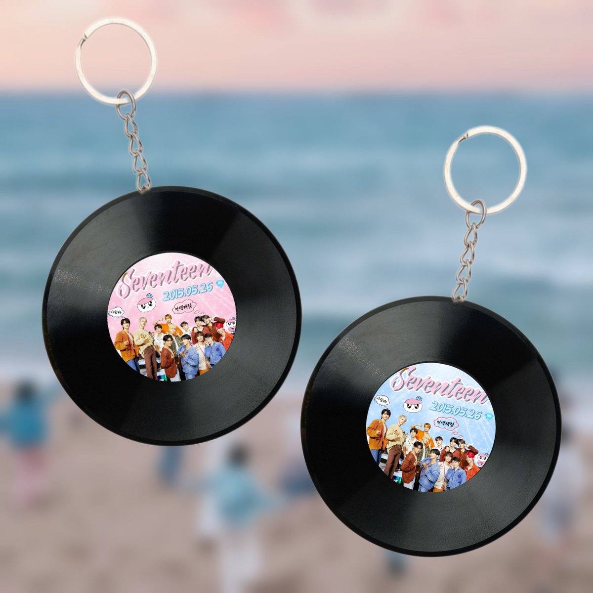 sanxiao_1208's tweet image. FREEBIES PREVIEW🤣(Part 1)
10 Anniversary SVT CSE

Keychain/standee/bling bling badge (can choose 2)

💎must follow @sanxiao_1208
💎like➕retweet this post
💎dm me 

🩷Open for trade only ya

FCFS ya🩷🩵

#NeverEnding_17Carat 
#10YearsOfCampfire 
#SEVENTEEN