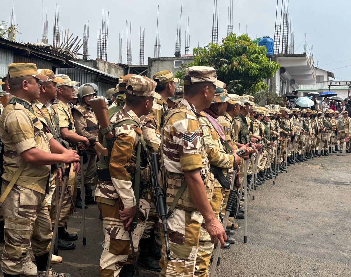 Saluting the unwavering dedication of our police personnel , NAP Bn, NAP(IR) Bn, and all other units tirelessly maintaining peace and order at the protest site. Long hours, challenging conditions — yet their commitment to duty never wavers.
#DutyBeforeSelf
#PeaceKeepersInAction