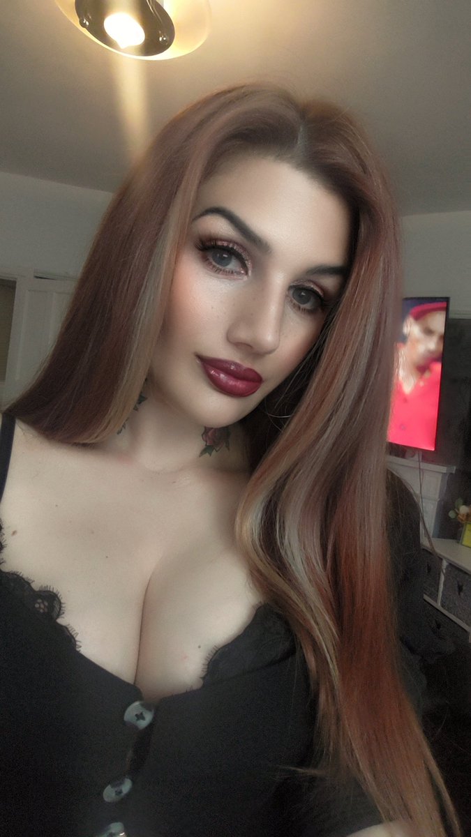 Goddess G𝐞𝐦 💎 tweet media