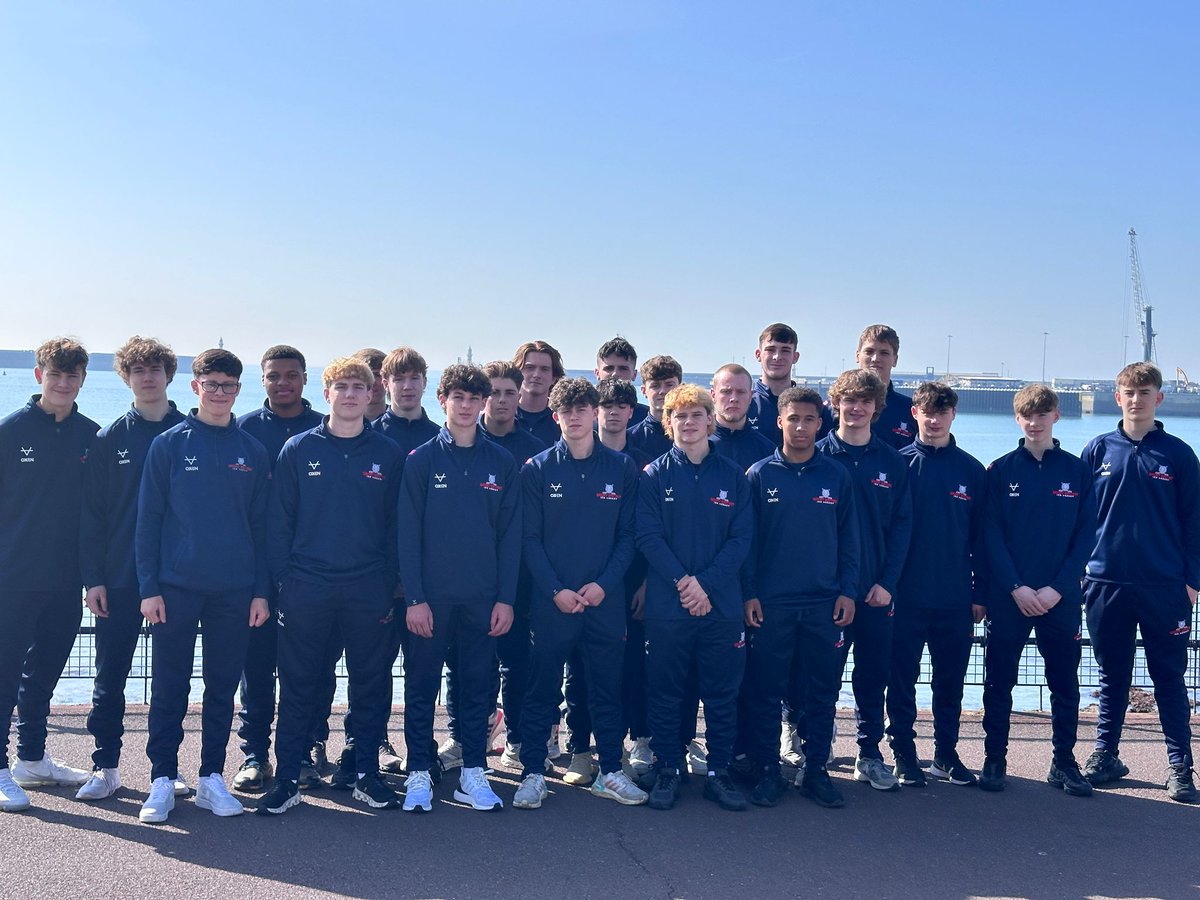 TeamGBicehockey's tweet photo. ⛴ Next stop: Netherlands

🇬🇧🏒 GB leaving Dover ready to play in the men’s under-16s Watersley Ice Hockey Tournament this weekend... https://t.co/6dVAK5CipP