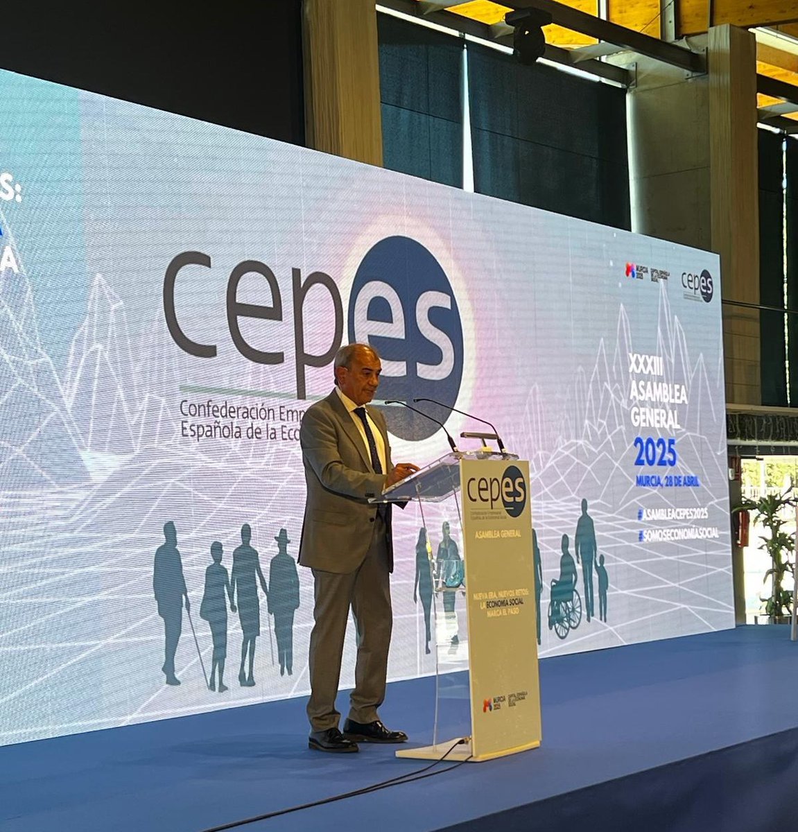 CEPES (@cepes2) on Twitter photo <a href="/japedreno/">Juan Antonio Pedreño</a> <a href="/murciaCEES/">Murcia Economía Social 2025</a> <a href="/segovia_merino/">Amparo Merino Segovia</a> <a href="/empleogob/">Ministerio Trabajo y Economía Social</a> <a href="/Ballesta_Murcia/">José Ballesta</a> <a href="/AytoMurcia/">Ayuntamiento de Murcia</a> <a href="/ucomur/">Unión Cooperativas Trabajo Asociado Región Murcia</a> <a href="/regiondemurcia/">Gobierno de la Región de Murcia</a> <a href="/Empresa_RM/">Consejería de Empresa, Empleo y Economía Social</a> <a href="/MarisaL_Aragon/">Marisa López</a> 🔵#AsambleaCEPES2025
🗣️<a href="/japedreno/">Juan Antonio Pedreño</a> "Este #Murcia2025 está marcado por 3️⃣acontecimientos que nos hablan de pasado, de presente y futuro"
🎂1200 aniversario de la fundación de Murcia
✨Año Internacional de las Cooperativas
✨#MurciaCapitalEconomíaSocial2025
#SomosEconomíaSocial <a href="/japedreno/">Juan Antonio Pedreño</a> <a href="/murciaCEES/">Murcia Economía Social 2025</a> <a href="/segovia_merino/">Amparo Merino Segovia</a> <a href="/empleogob/">Ministerio Trabajo y Economía Social</a> <a href="/Ballesta_Murcia/">José Ballesta</a> <a href="/AytoMurcia/">Ayuntamiento de Murcia</a> <a href="/ucomur/">Unión Cooperativas Trabajo Asociado Región Murcia</a> <a href="/regiondemurcia/">Gobierno de la Región de Murcia</a> <a href="/Empresa_RM/">Consejería de Empresa, Empleo y Economía Social</a> <a href="/MarisaL_Aragon/">Marisa López</a> 🔵#AsambleaCEPES2025
🗣️<a href="/japedreno/">Juan Antonio Pedreño</a> "Este #Murcia2025 está marcado por 3️⃣acontecimientos que nos hablan de pasado, de presente y futuro"
🎂1200 aniversario de la fundación de Murcia
✨Año Internacional de las Cooperativas
✨#MurciaCapitalEconomíaSocial2025
#SomosEconomíaSocial