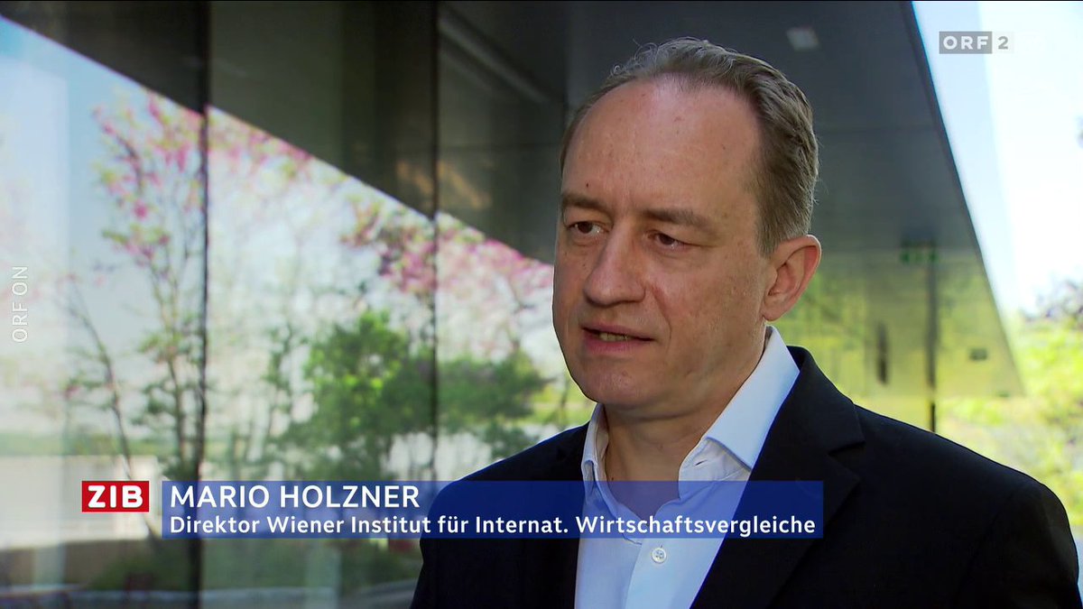 wiiw (@wiiw_ac_at) on Twitter photo Direktor <a href="/MarioHolzner/">Mario Holzner</a> erklärt im #zib-Interview, warum die Länder Ostmitteuropas Trumps Zölle wenig spüren: „Ihre direkten Handelskontakte mit den USA sind relativ gering. Das läuft indirekt über ihre Verflechtung mit der deutschen Industrie.“
📺shorturl.at/sVofP Direktor <a href="/MarioHolzner/">Mario Holzner</a> erklärt im #zib-Interview, warum die Länder Ostmitteuropas Trumps Zölle wenig spüren: „Ihre direkten Handelskontakte mit den USA sind relativ gering. Das läuft indirekt über ihre Verflechtung mit der deutschen Industrie.“
📺shorturl.at/sVofP