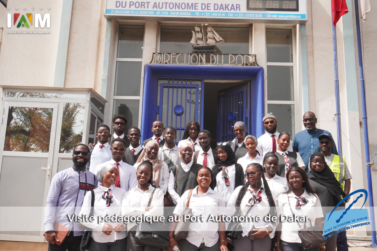 GroupeIAM's tweet image. đą Ce 24 avril, nos Ă©tudiants ont visitĂ© le Port Autonome de Dakar pour une immersion terrain.
Merci à M. Tamba, M. Gueye et le Capitaine Seck pour leur accueil et leurs échanges inspirants !
#GroupeIAM #VisitePédagogique #PortDeDakar