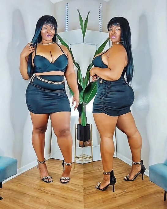 Watch MzShibaBaby's leaked NSFW photo on TwXstars