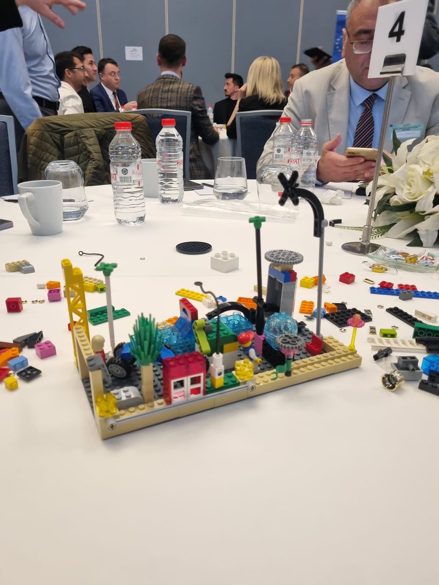 MLGP4CLIMATE Platformu’nda Bir Eğitim Programı daha başarıyla sonuçlandı. 💦🌲🏡 

Bu sürecin bir parçası olmaktan, eğitim programına konu olan yenilikçi iklim eylemlerini hayata geçirme çabalarının bir parçası olmaktan heyecan duyuyoruz! 🦋🎉