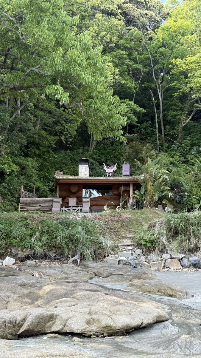 yousuck2020's tweet photo. 糸島のHIDEAWAYでリラックス。
穏やかに。和やかに。 https://t.co/4wZdGg23o0