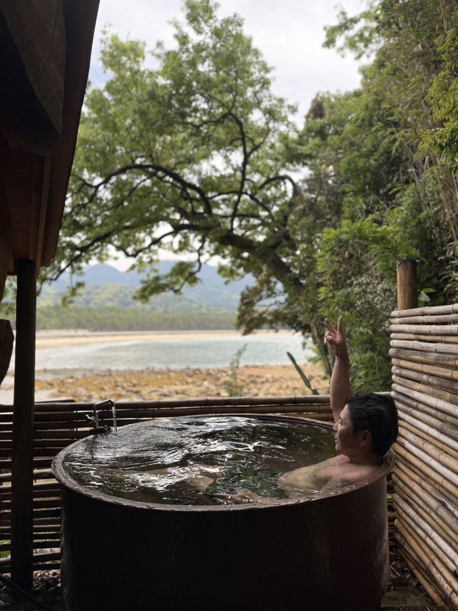 yousuck2020's tweet photo. 糸島のHIDEAWAYでリラックス。
穏やかに。和やかに。 https://t.co/4wZdGg23o0