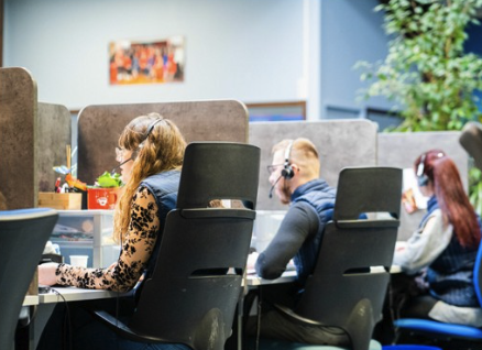 Agaphone redonne aux cabinets et à leurs collaborateurs la maîtrise de leur temps et des coûts en prenant en charge leurs appels 24h/24 et 7j/7.
Avec Praeferentia, -15 % sur toutes les offres d'accueil téléphonique.
Info sur praeferentia.com/fournisseurs/a…