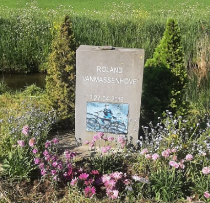 WDBreduinia's tweet photo. Op 1 mei rijden we opnieuw met Roland Vanmassenhove in gedachten. Uit het oog maar niet uit het hart. https://t.co/16EDc3FIY4