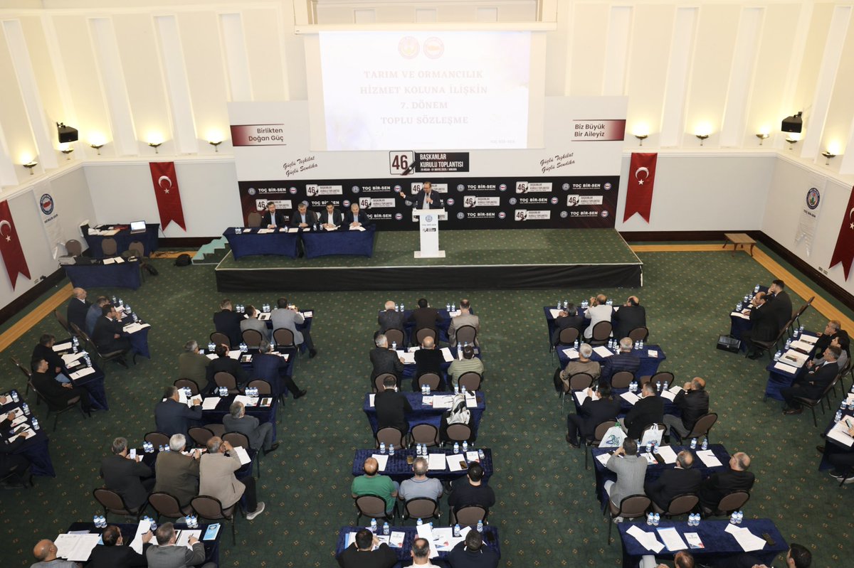 TocBirSenGM's tweet photo. Toç Bir-Sen 46. Başkanlar Kurulu Toplantımızı “8. Dönem Toplu Sözleşme” gündemiyle Ankara’da gerçekleştiriyoruz. https://t.co/VCn95cn9GO