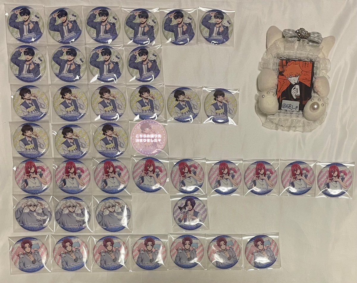 68j_p's tweet photo. 【買取/譲渡/交換】ブルーロック　ブルロ　サンリオ　サンリオコラボ　グリッター缶バッジ　ブロマイド　クリアカード　マグネット　特典　ハート型コースター

譲→潔、蜂楽、千切、凪、玲王、凛、冴or定価＋送料

求→國神錬介or定価＋送料

お気軽にお声掛けください🌷 https://t.co/Vgb7sK8rHv
