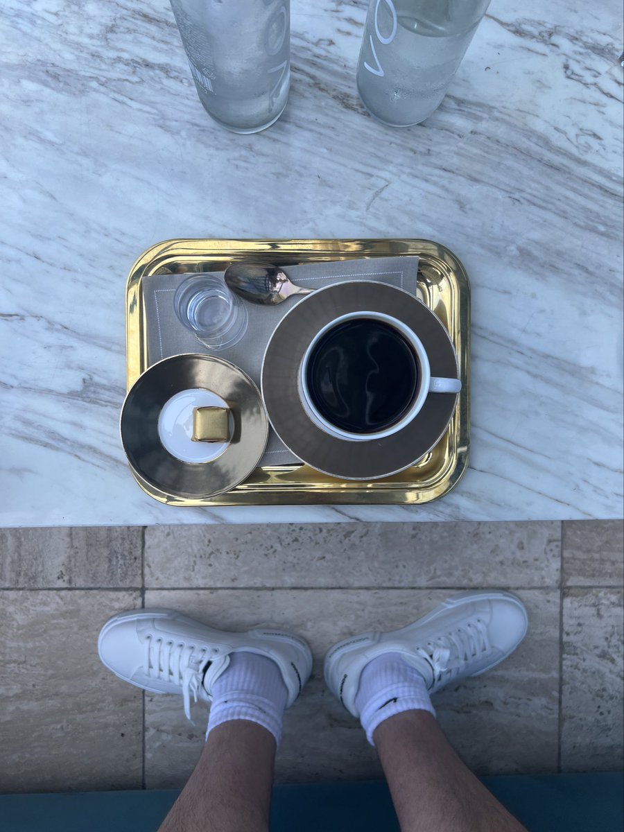 Me and my friend Alex (he’s high up at Blackrock) just had a HUGE meeting with <a href="/KokoskiB/">Brandon Kokoski | BK</a> and <a href="/planted/">Mr S</a> from $DIONE

I can’t say much right now but let’s just the game is about to be CHANGED 

Are you connecting the dots?