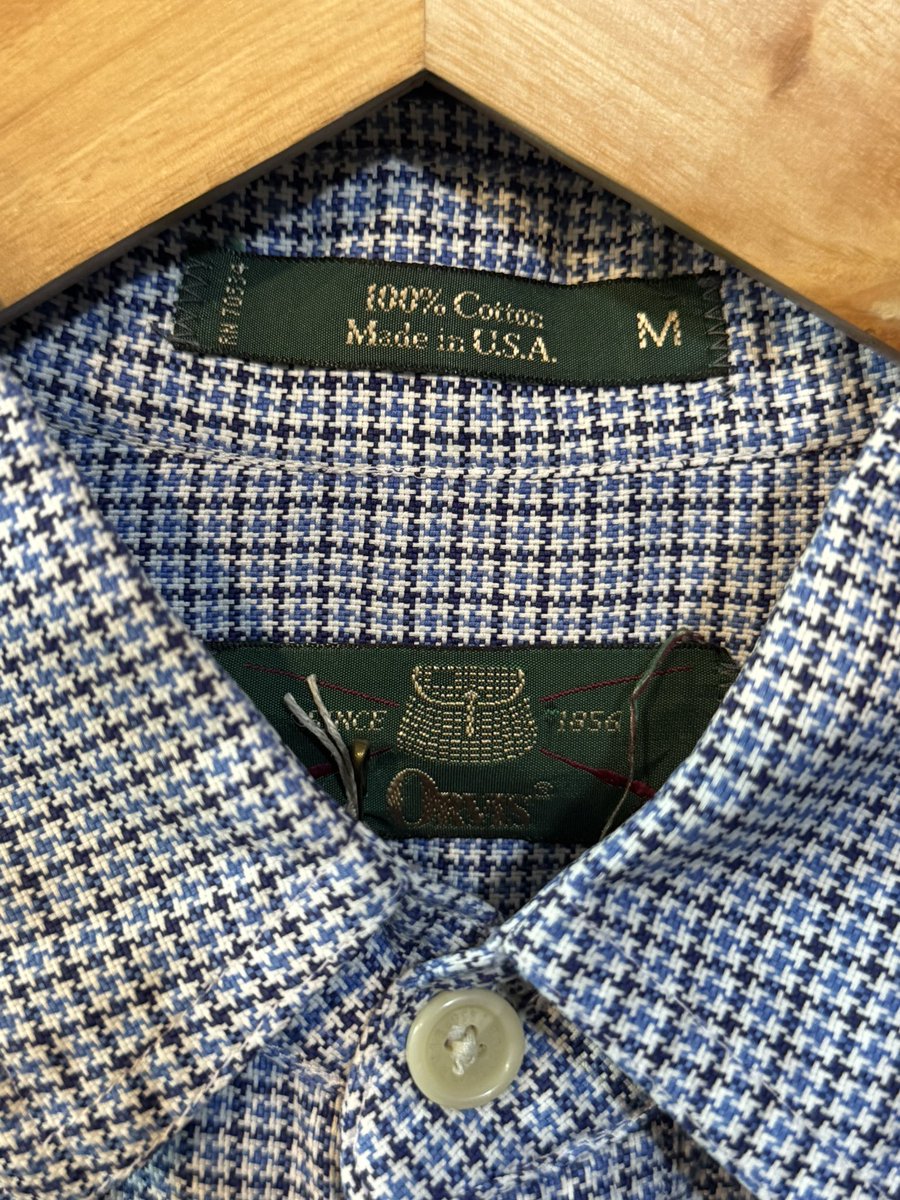 PMaebashi's tweet photo. 90s / made in USA / M〜L size / ¥5800
ll bean&amp;orvis

ビーンの方は丁度良い感じのやれ感

オービスは何回着たのか？くらいに程度良し、まぁ古着として��面白くないかもしれないですけど笑 https://t.co/K23jFhzALJ
