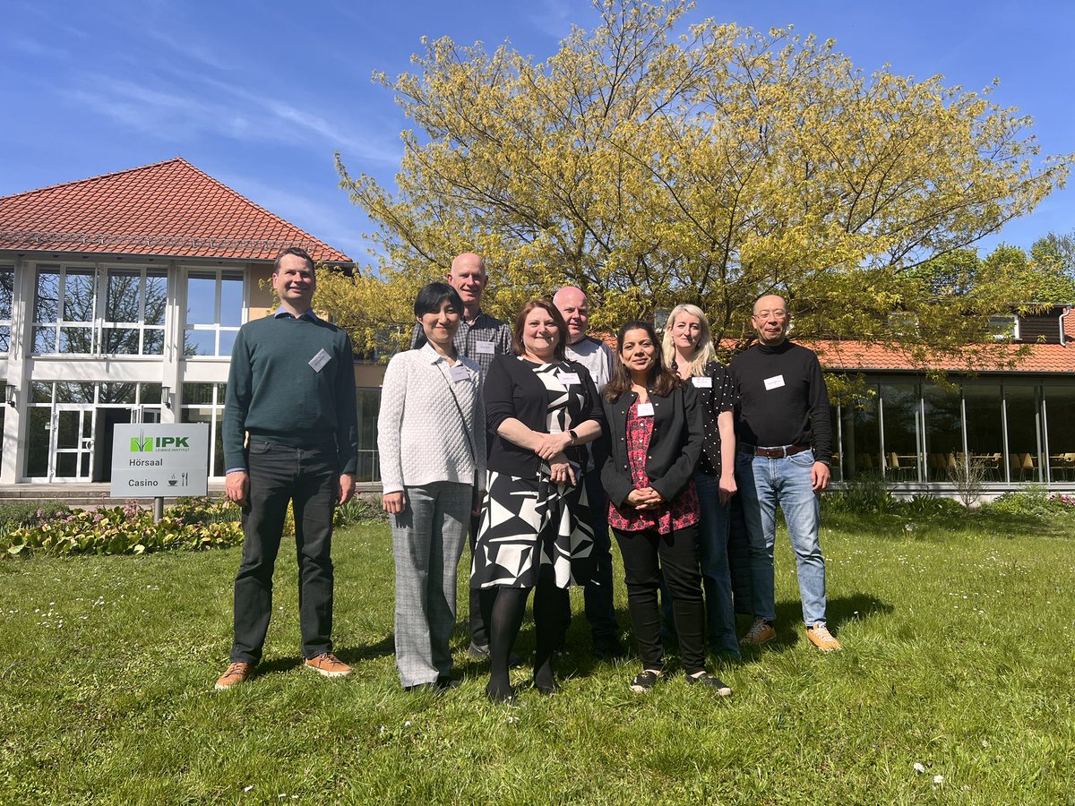 SurbhiG6's tweet image. Great talks and lots of good opportunities for networking and collaboration. Very grateful to @BritishAcademy_ for funding this very fruitful trip to @LeibnizIPK and looking forward to visiting new friends in China! #Quedlinburg