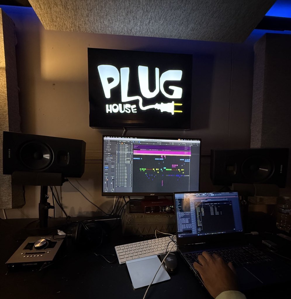 PlugHouse's tweet photo. 2 songs that we recorded, mixed &amp; mastered TWO years ago have gone viral!
@JaySilvaPT - “McHardy” &amp; “Recipe”

This is a message to all musicians that your song is NEVER too old to promote! It’s a big world out there! 🌎 cc: @N2theA

Onwards &amp; upwards for the boy Jay Silva ⬆️🎉 https://t.co/FjDmaS3j8v