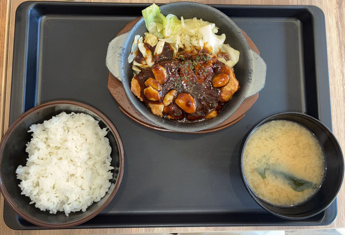 ( •̀ω•́ )و✧ｳﾏｲ
 #松のや 
 #トンテキ定食