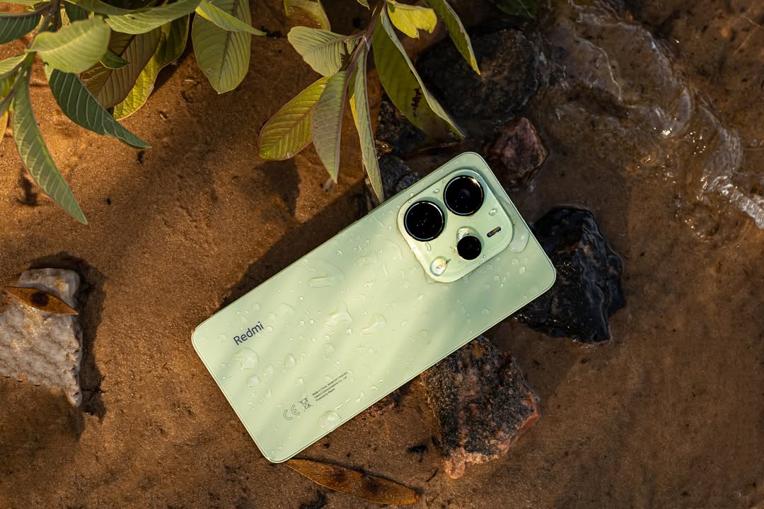 XiaomiNigeria's tweet photo. Splashes can’t stop this star! 💦 With Redmi Note 14’s #AllStarDurability, you’re ready for whatever life throws your way. ✨

Get yours today at FINET, RAYA, JUMIA, SLOT, 3C HUB, KOLIA ANGEL, POINTEK or your nearest Xiaomi authorized store.🛒

#AllStarDurability #RedmiNote14 https://t.co/hPN0PTYyim