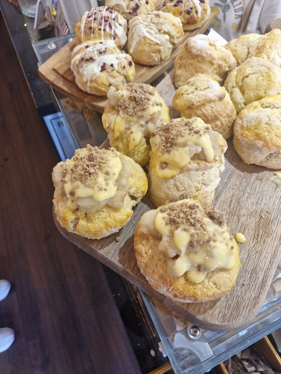 Busy day ahead helping out with weeding at the Priory church in Holywood ahead of Mayday, so having a quick breakfast at Suitors. Best scones in Holywood 😁. Anyone close by with a free hr today, you are welcome to join us. Gardening pics to follow lol. <a href="/uuponline/">Ulster Unionist Party</a> <a href="/NorthDownUUP/">North Down UUP</a>