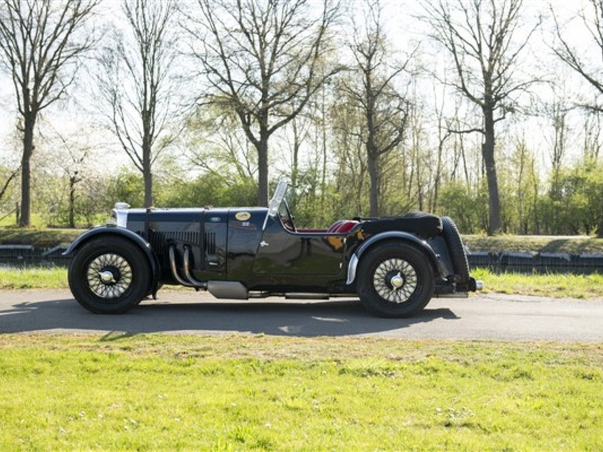 1934 Aston Martin 1½-Litre Mark II Short-Chassis | POA

@classics2drive

Read More: classicmotorsforsale.com/home/car-detai…

#1934AstonMartin #AstonMartinMarkII #ShortChassis #PreWarCar #ClassicAstonMartin #VintageCar