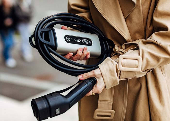 Mobiles Laden leicht gemacht:
DEFA eMove Mode 2 mit T13-Stecker – kompakt, sicher &amp; perfekt für CH 🇨🇭⚡
Jetzt kaufen: schnellladen.ch/de/defa-emove-…