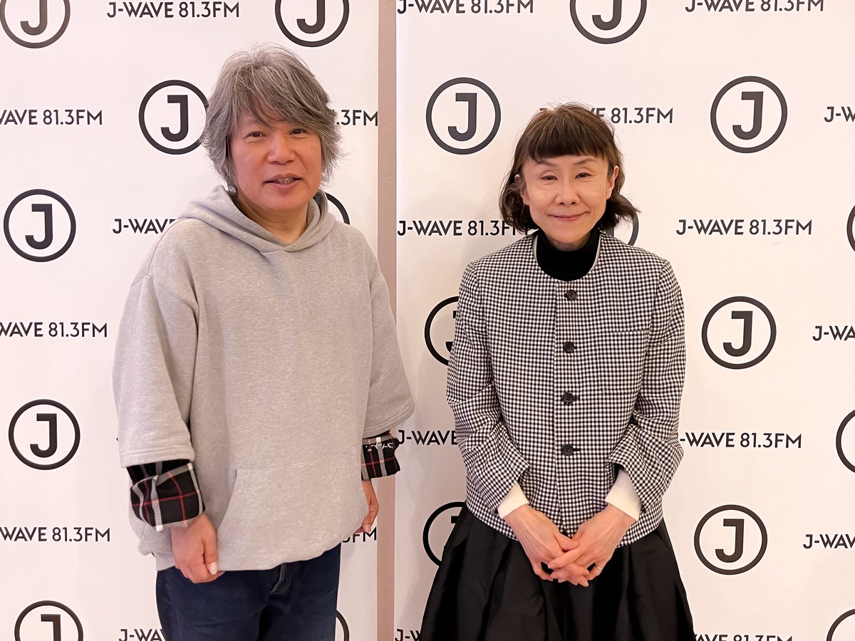 今晩の【THE UNIVERSE】は、
大貫妙子も参加したピーター・ゴールウェイとの共作アルバム💿を発売したばかりの佐橋佳幸さんがゲスト🎙️
最新作はもちろん、佐橋さんの思い出深い楽曲までオンエア♬
また2人が制作した『Melody-Go-Round』を歌ってくれたHana Hopeさんの楽曲も特集します。

 J-WAVE