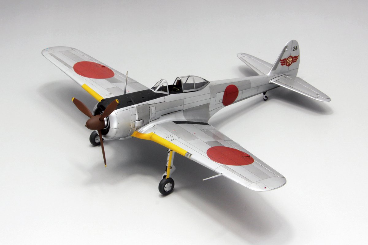 久しぶりに一式戦 隼を生産！ 1/48 帝国陸軍 一式戦闘機 隼二型[前期/後期] https://t.co/PqCwWzKAan 1/48 ...