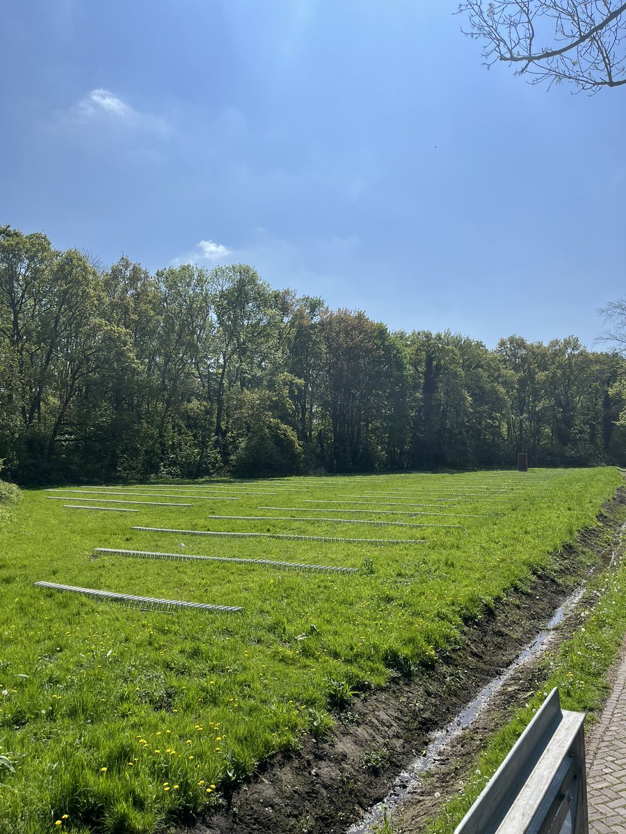 EventRentall's tweet photo. Prachtige fietsenstalling bij het Kralingse Bos Festival op Koningsdag🧡

Wilt u ook fietsenrekken huren? Ga dan naar https://t.co/iGlNL4GvEF https://t.co/Cuk3y44S30
