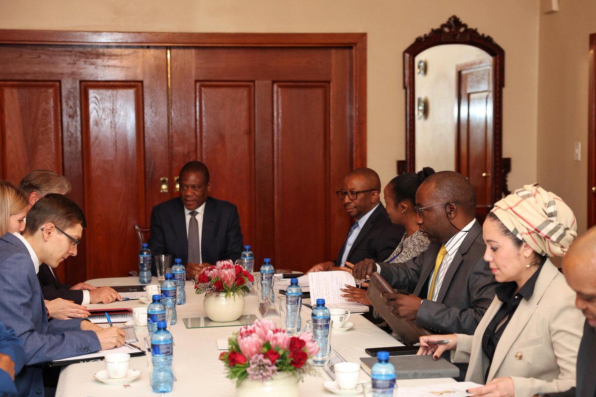 The Presidency 🇿🇦 (@presidencyza) on Twitter photo <a href="/PMashatile/">Paul Mashatile🇿🇦</a> | At this meeting, the two leaders discussed South Africa and Russia's bilateral relations which are informed by political, economic, social, defence and security cooperation and all the relevant legal instruments and mechanisms that affirm the strategic relationship <a href="/PMashatile/">Paul Mashatile🇿🇦</a> | At this meeting, the two leaders discussed South Africa and Russia's bilateral relations which are informed by political, economic, social, defence and security cooperation and all the relevant legal instruments and mechanisms that affirm the strategic relationship
