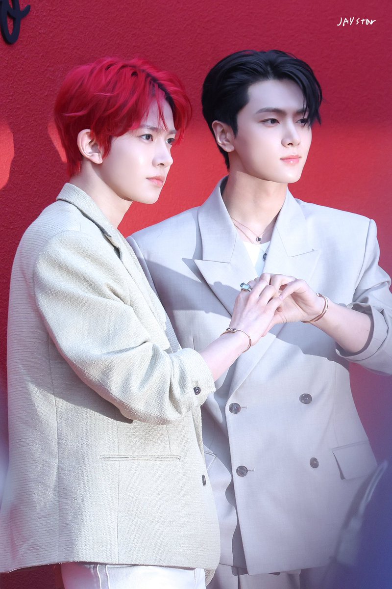JAYStar tweet media