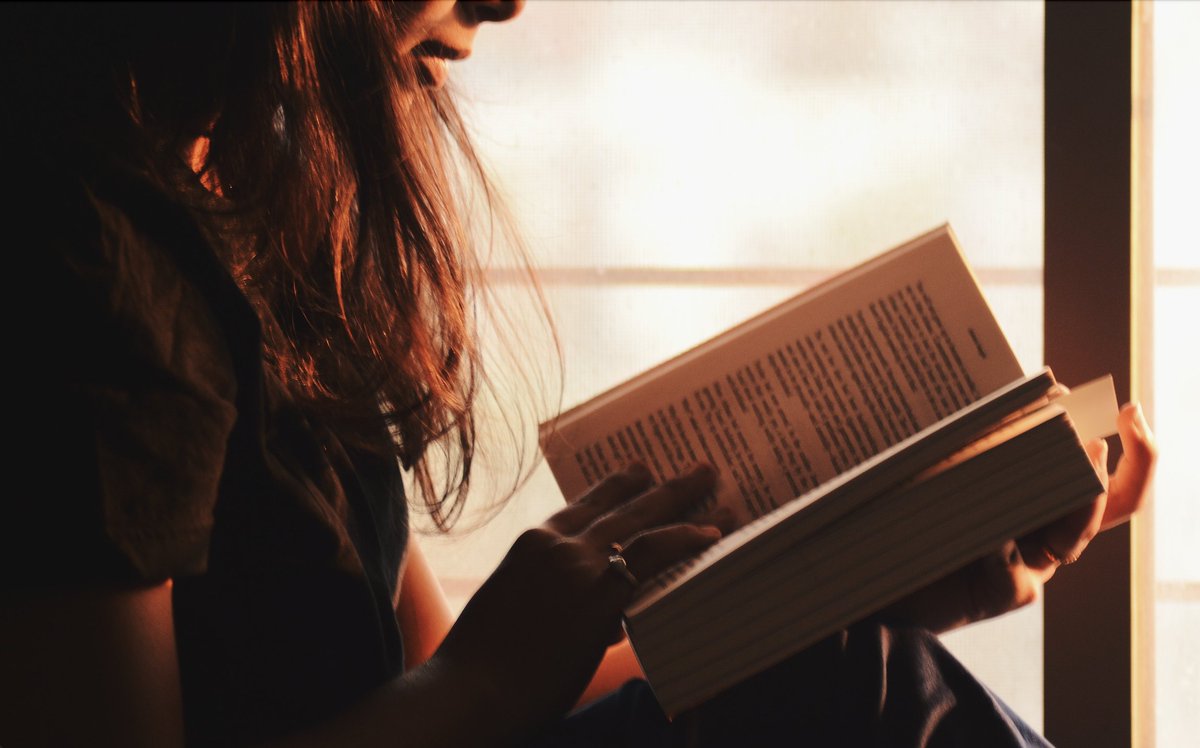 Artículo original en español. Reseña del libro “La conservación del patrimonio cinematográfico en los museos” de Mercedes Iáñez Ortega. Un artículo de Inmaculada López Zurrón. archivozmagazine.org/es/resena-de-l… #cinematografía #reseñasliterarias