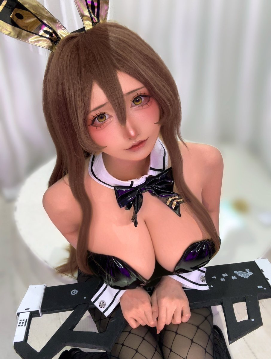 あ…あの…💭🐇🖤

#NIKKEcosplay #nikke