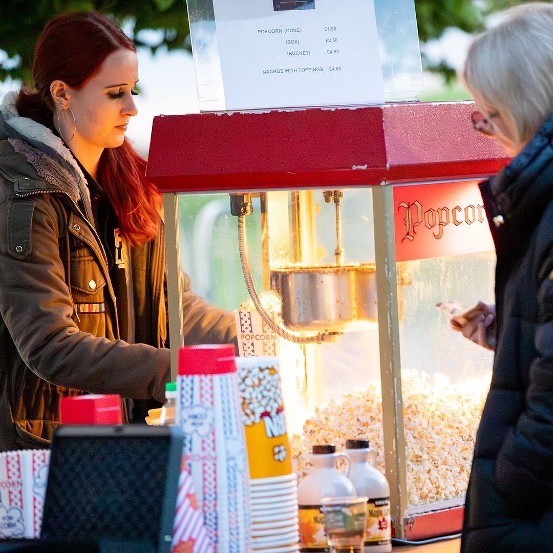 We had a glorious time outside #walthamforest town hall, watching NUTS IN MAY last year. This Saturday, we are back for the cult classic, WITHNAIL &amp; I. Join us 👇! 
stowfilmlounge.com/wescreen