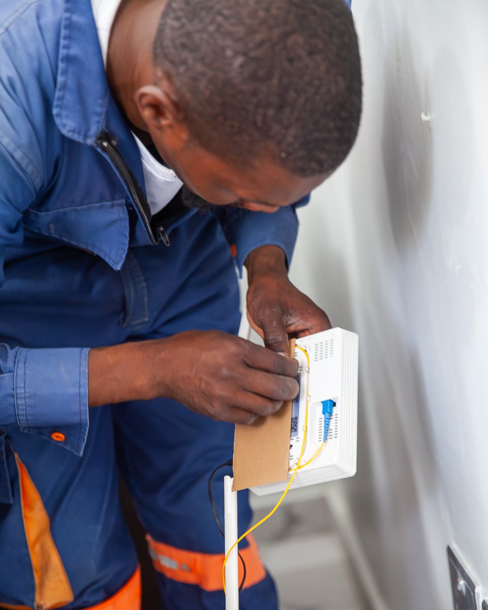Fibreconnectke's tweet image. When our team visits your premises, you can be sure of precision and professionalism. They don’t just install—they craft flawless connections with meticulous workmanship, clean setups, and zero shortcuts.  Your fibre must be as sleek as it is speedy. #CleanInstalls #ProTechs