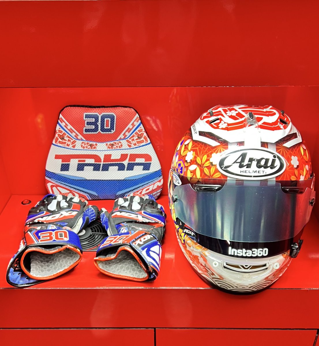 Takaaki Nakagami (@takanakagami30) on Twitter photo Good to be back! I enjoyed a lot 😄
Thanks <a href="/HRC_MotoGP/">Honda HRC Castrol - MotoGP</a> and see you soon 🤝🏼
久々にヘレス走ってきました!たくさん周回できて、いろいろと収穫がありました😄
#JerezTest #MotoGP Good to be back! I enjoyed a lot 😄
Thanks <a href="/HRC_MotoGP/">Honda HRC Castrol - MotoGP</a> and see you soon 🤝🏼
久々にヘレス走ってきました!たくさん周回できて、いろいろと収穫がありました😄
#JerezTest #MotoGP