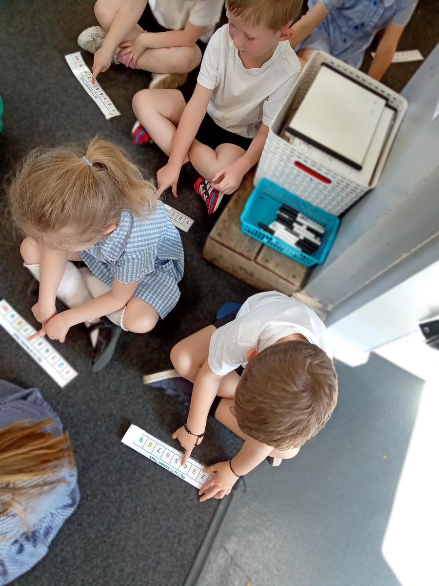 BoughtonHeath's tweet image. Reception are using the number line ,counting the jumps . What number will we land on ?#numeracy #counton #maths