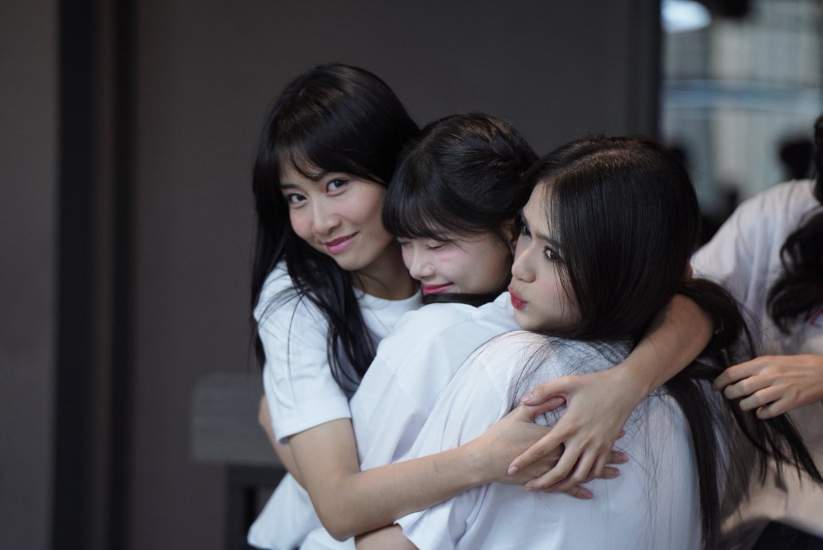 I_KathrinaJKT48's tweet photo. thankyouu event nyaa todayy, info by1 bl https://t.co/lkjYDyIDQX