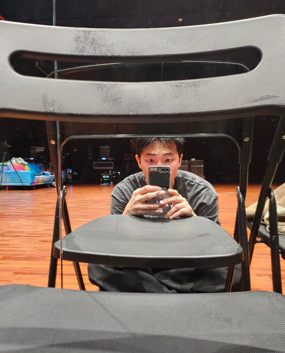 [📸]

RM Instagram Post