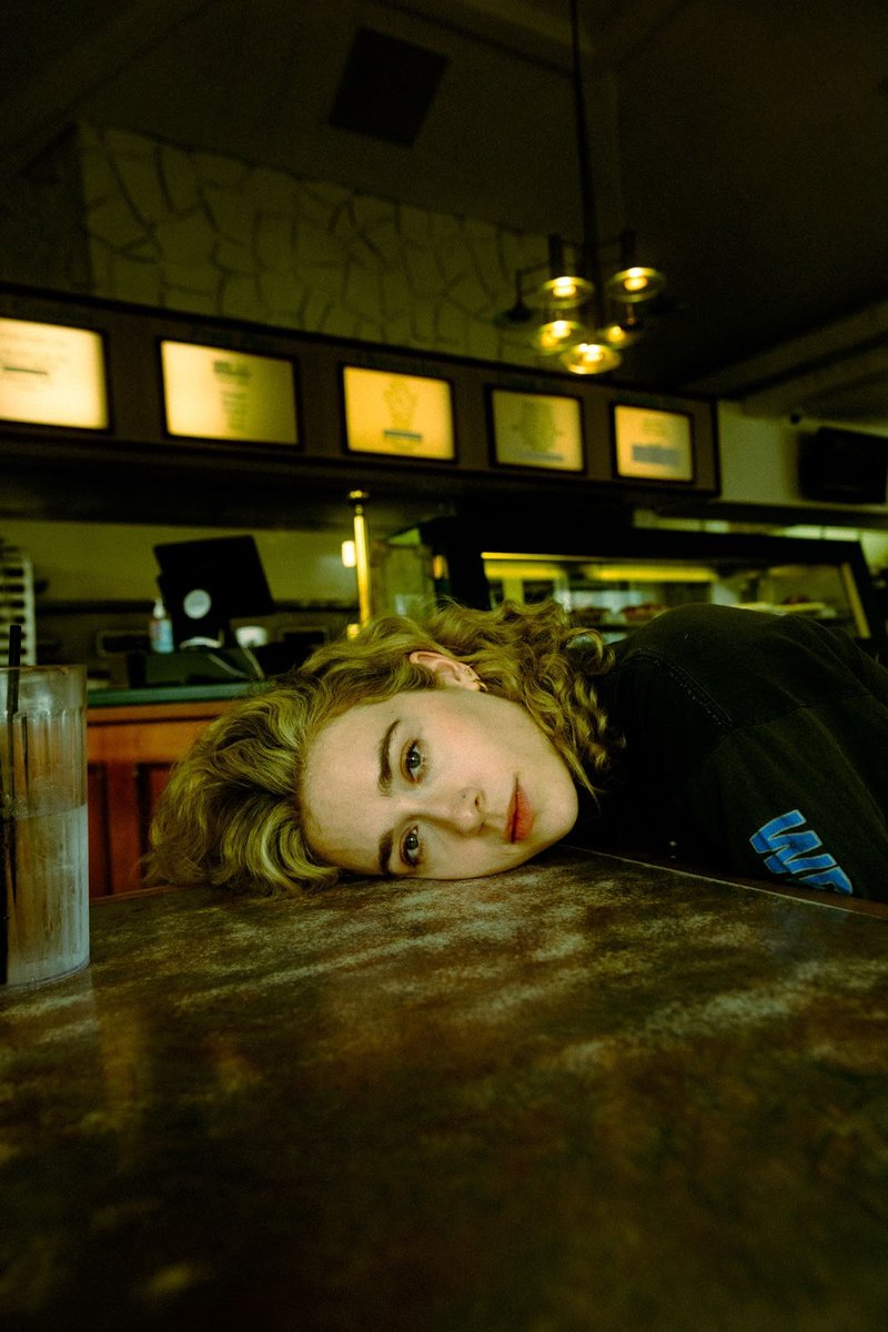 CLASH (@clashmagazine) on Twitter photo .<a href="/Blondshe11/">Blondshell</a> shares "the heart" of her new record - empathetic, shockingly emotive new song 'Event Of A Fire'...
clashmusic.com/news/blondshel… .<a href="/Blondshe11/">Blondshell</a> shares "the heart" of her new record - empathetic, shockingly emotive new song 'Event Of A Fire'...
clashmusic.com/news/blondshel…
