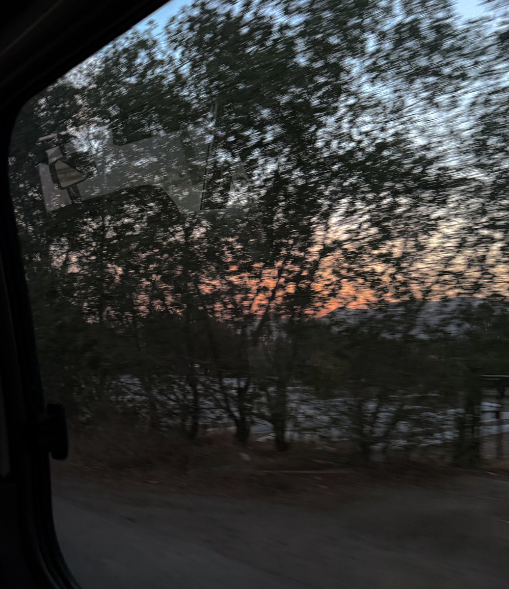 __tothehell's tweet image. 